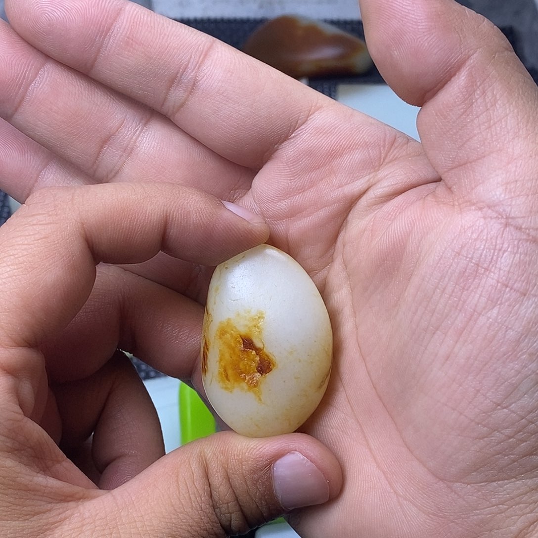 送***心定制和田玉未镶嵌牌