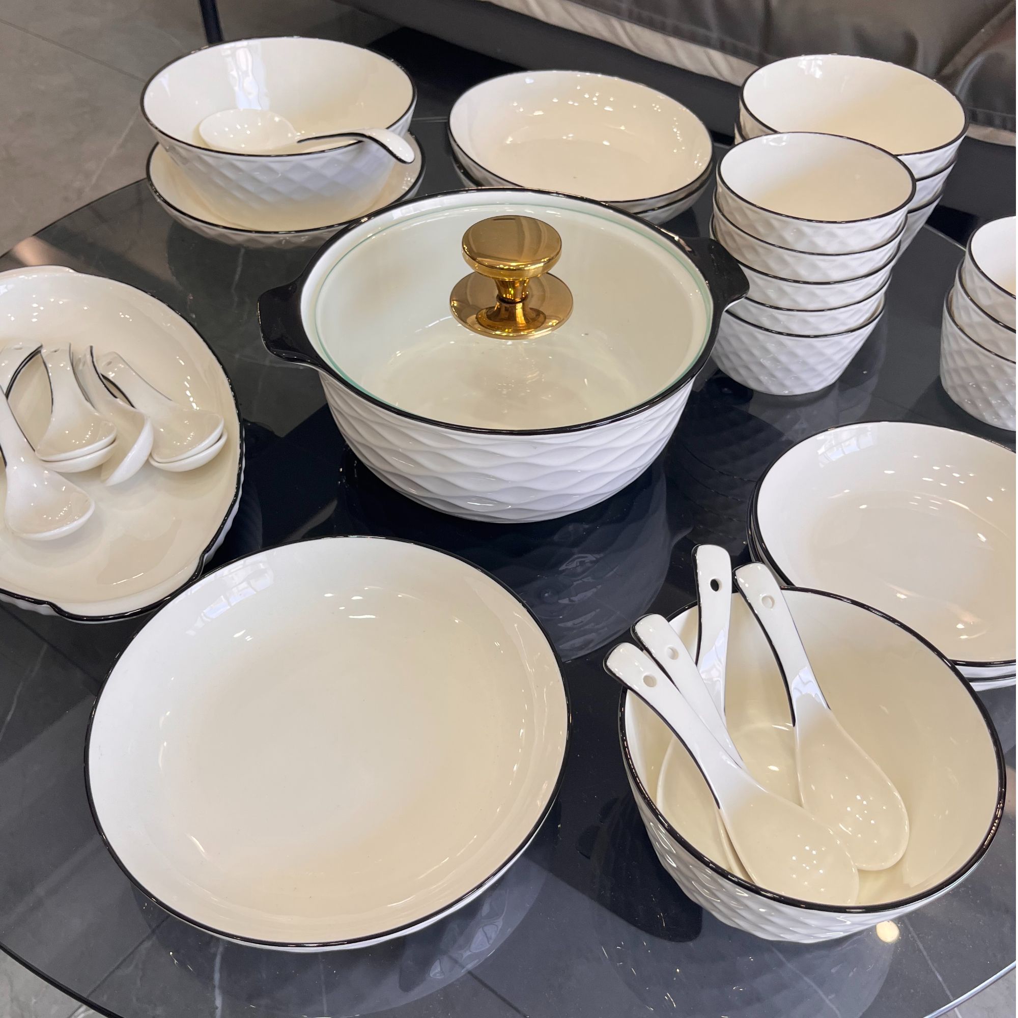 新款高温釉下彩景德镇陶瓷碗盘餐具筷子现代简约白色欧式家用送礼