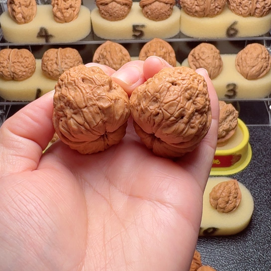 文玩核桃把件25号车