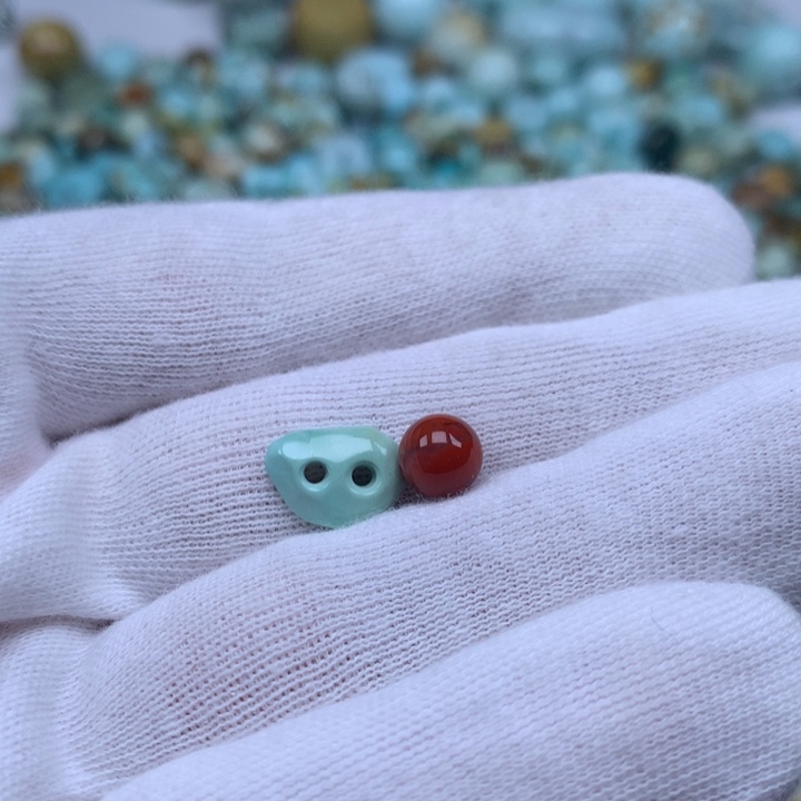 南红玛瑙未镶嵌珠宝奇石