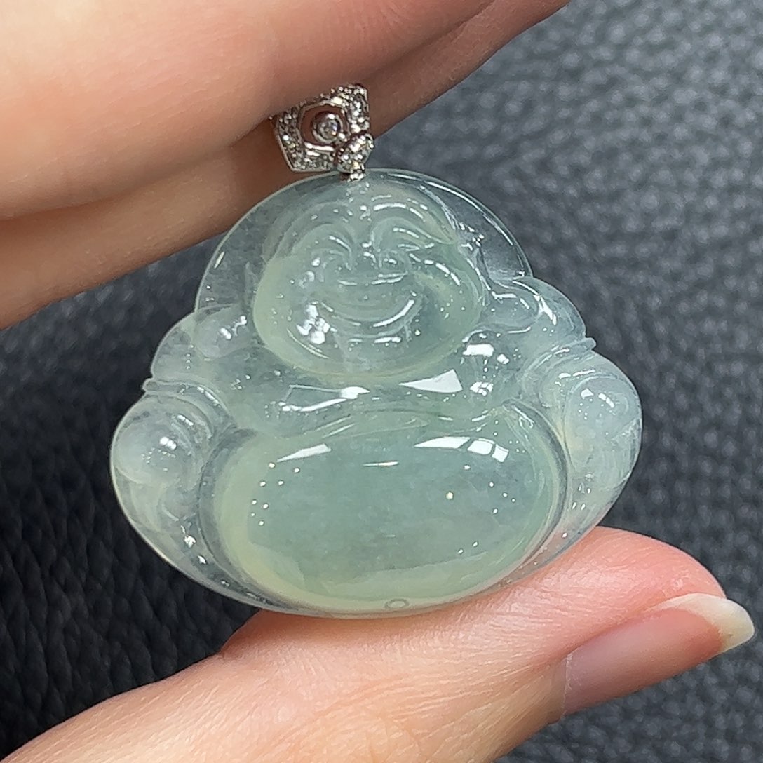 翡翠18K金镶嵌颈饰佛公