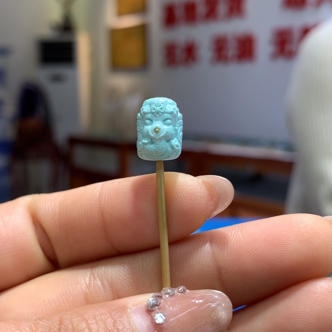 绿松石配饰未镶嵌