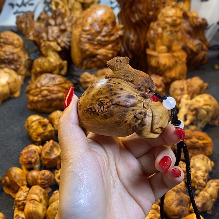 明***4崖柏老鼠手把件手把件