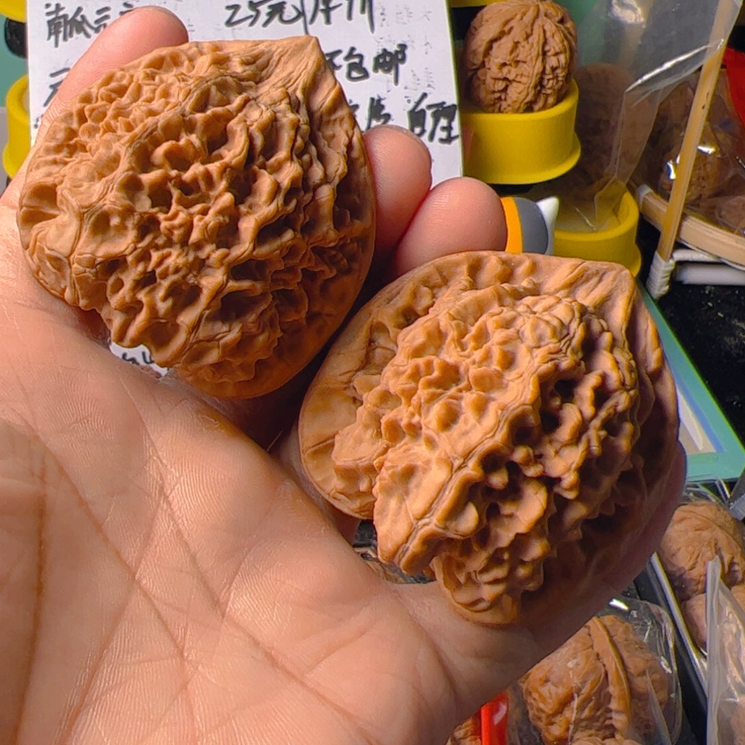 把件文玩核桃兜****情官帽52