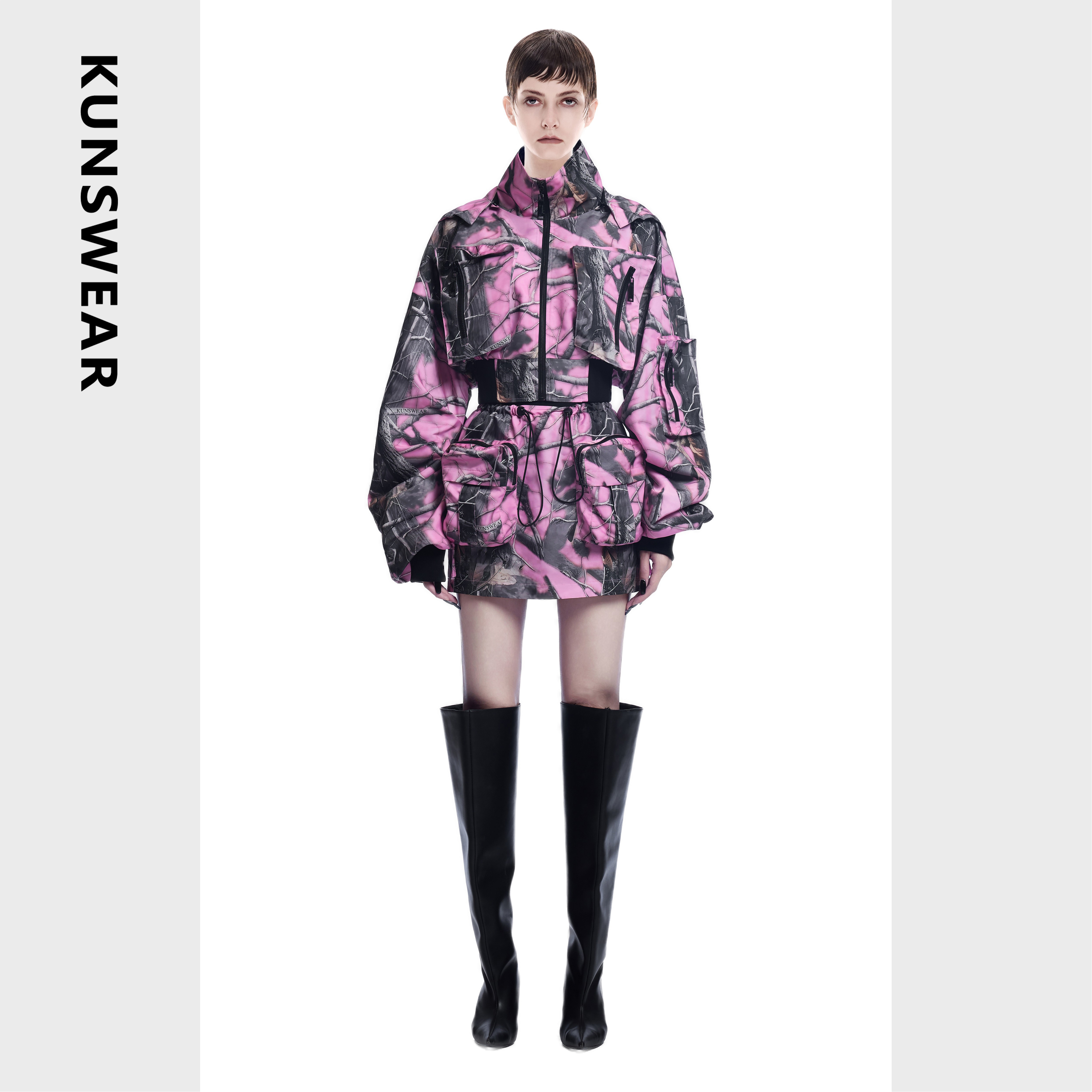 KUNSWEAR/琨丝薇尔25SS 春季拉链撞色连帽收腰短外套 832002050