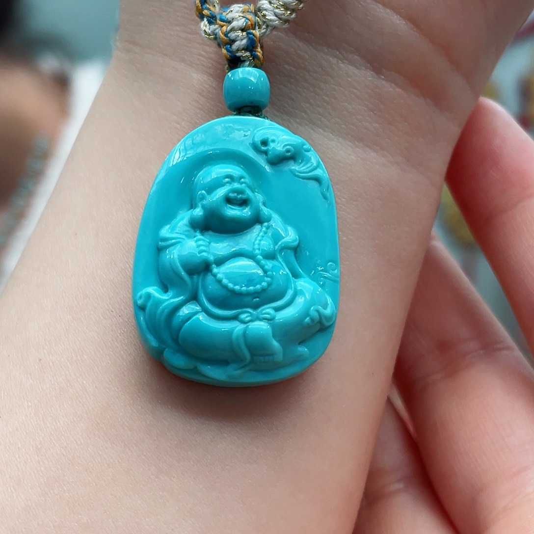 绿松石颈饰未镶嵌