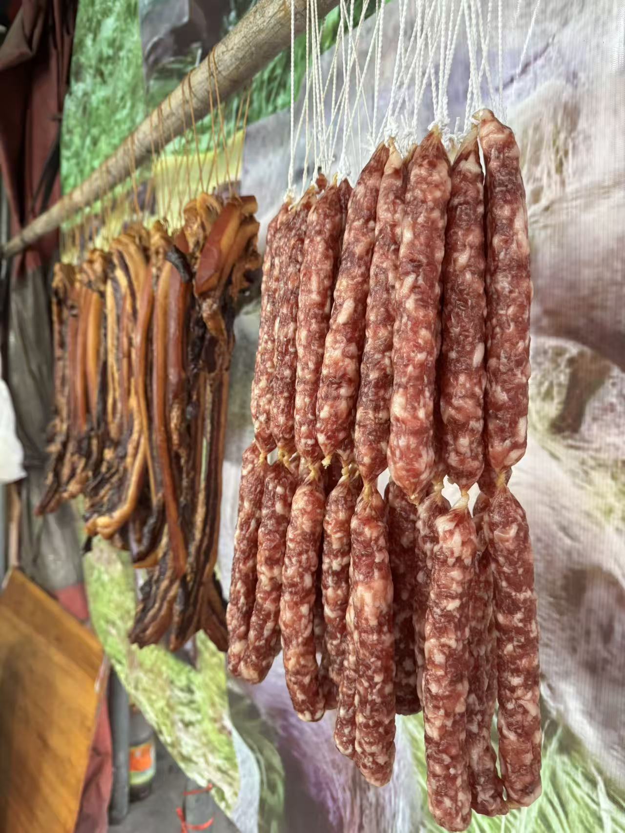 跑山猪五花肉腊肉传统手工艺腌制新鲜咸肉风味独特