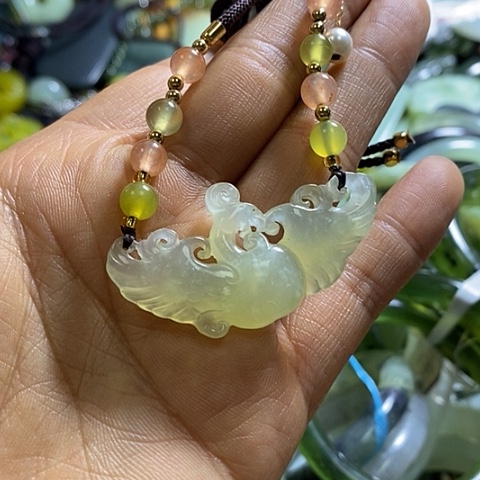 岫玉颈饰未镶嵌yi g