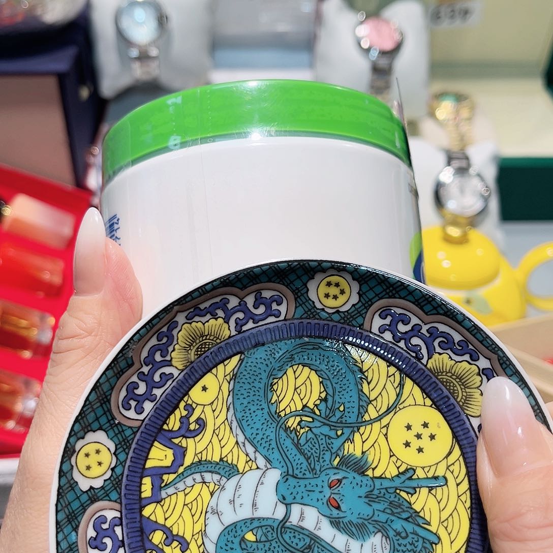 瓷片moluololoolllllljlu