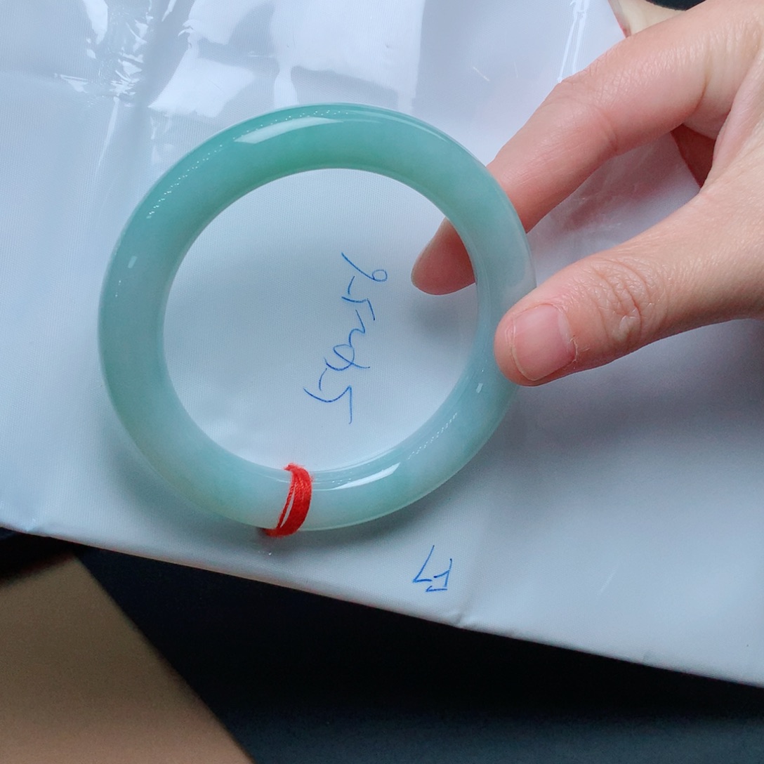 未镶嵌手镯翡翠翡翠