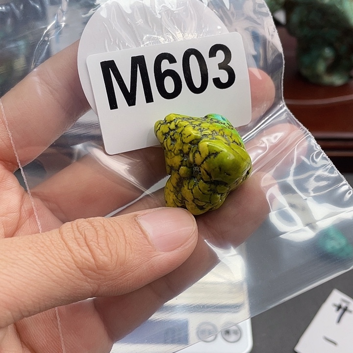 湖北十堰矿区产地发货圆珠手串链子雕刻配饰