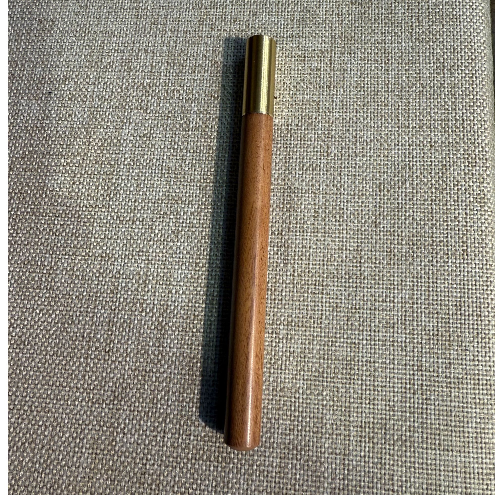 花梨木    木笔    工艺品