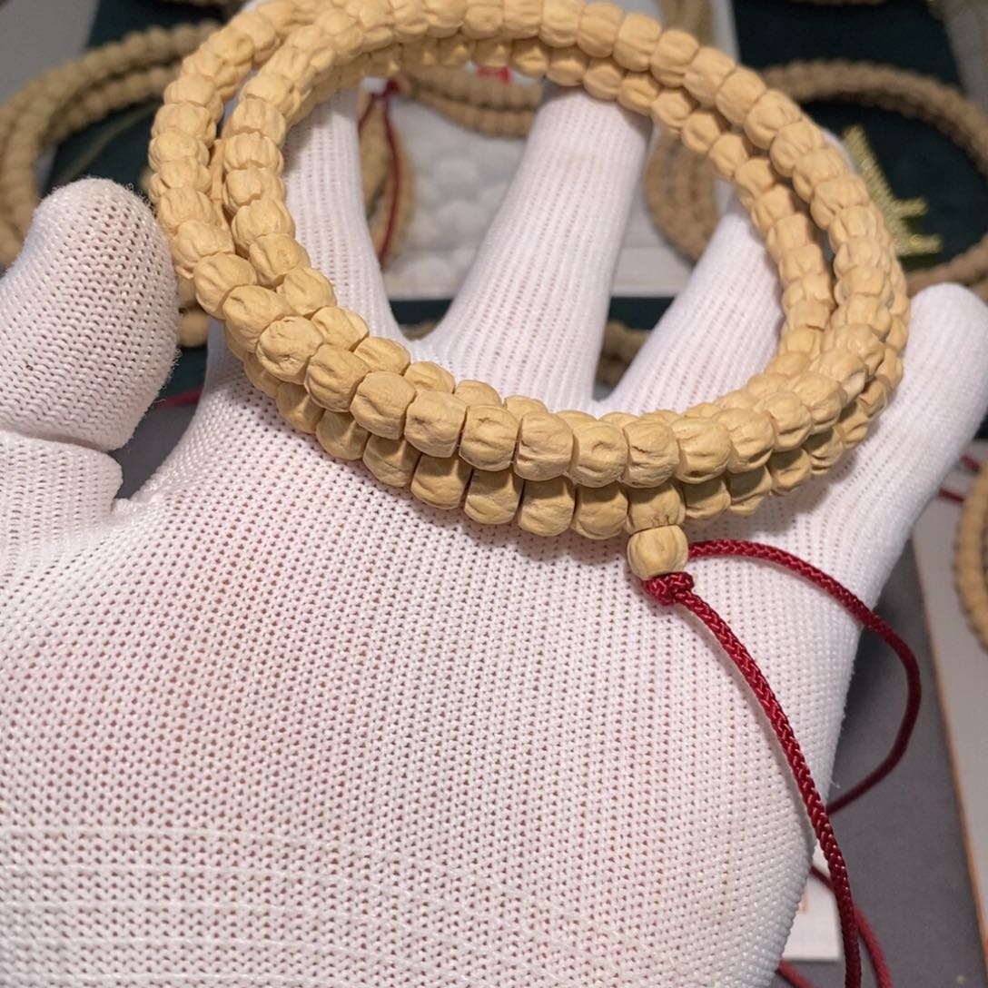 柏香籽/百香籽吊坠戈**恩