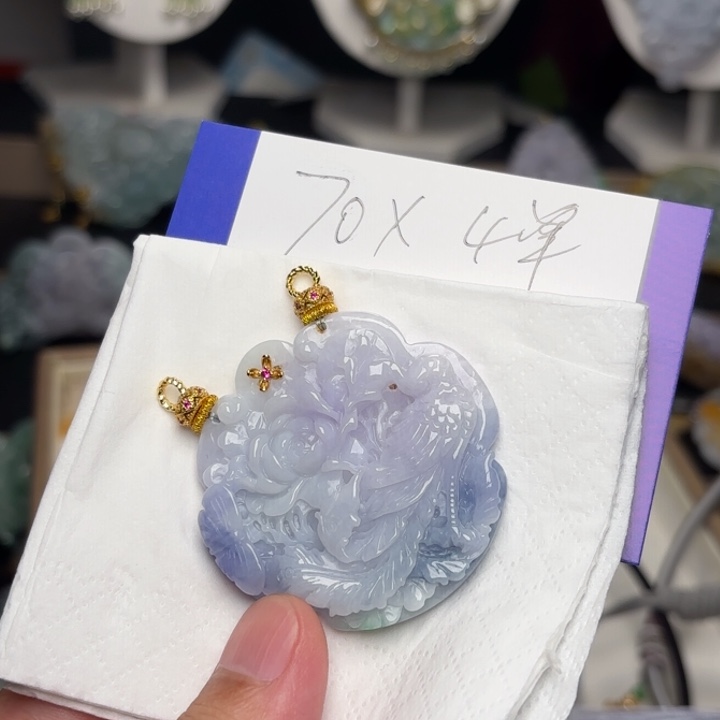 云***划翡翠未镶嵌颈饰吊坠