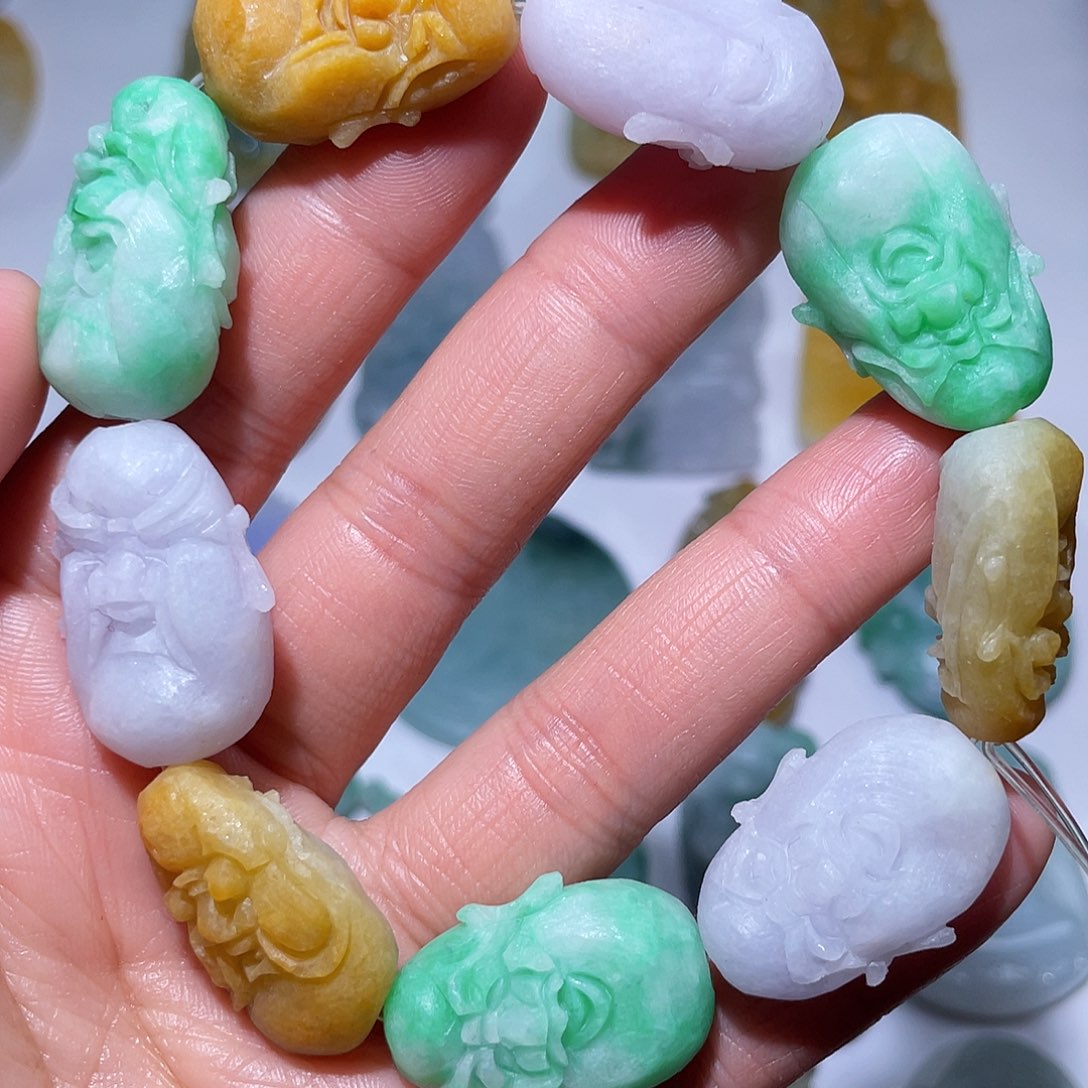 定制翡翠未镶嵌翡翡