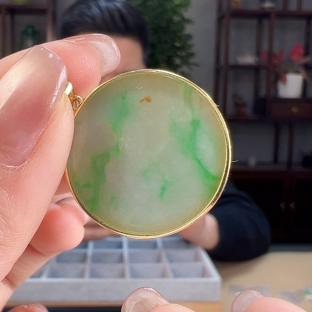 翡翠银S925镶嵌吊坠(不含链)吊坠有瑕疵介意勿拍