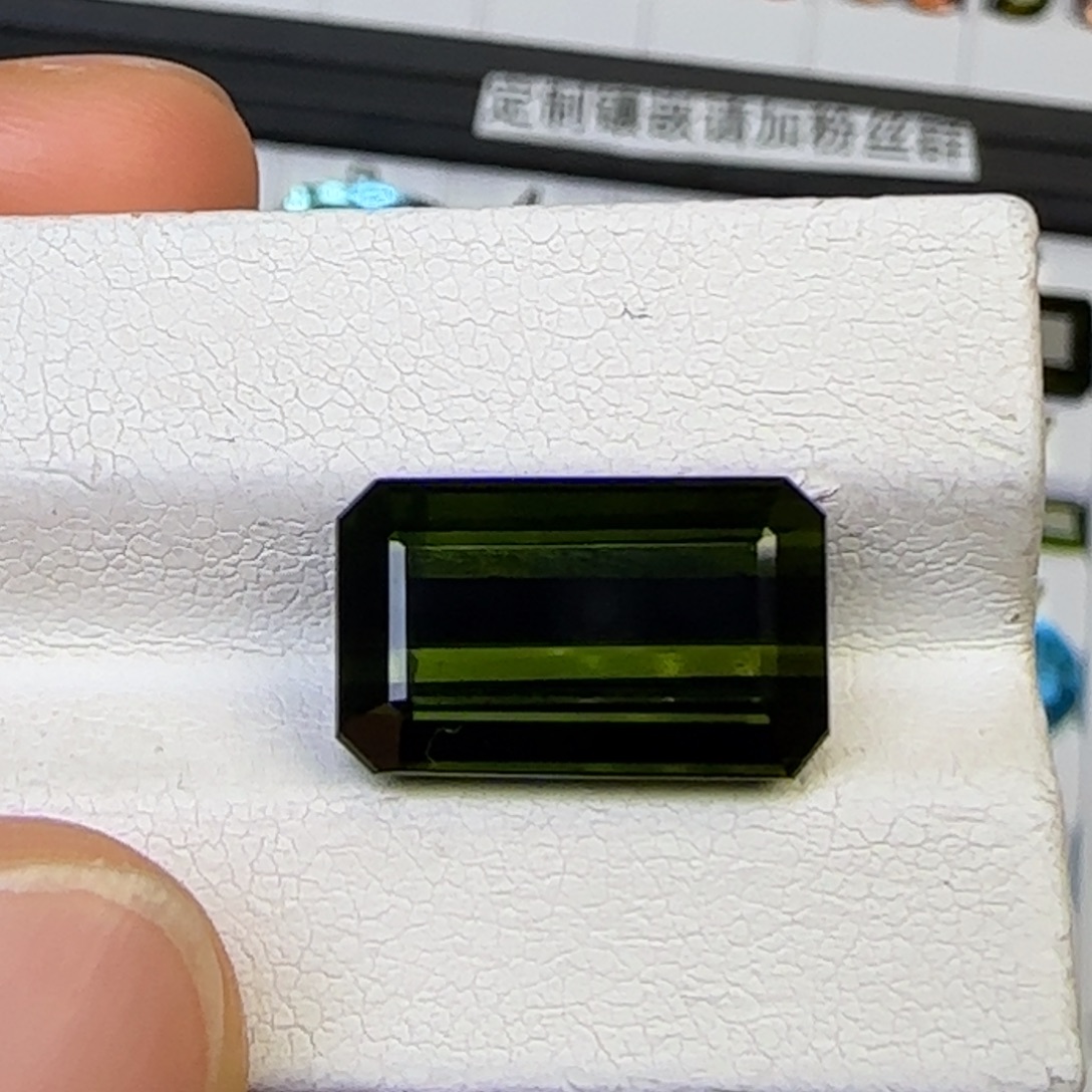 未镶嵌珠宝半成品碧玺天然9.99克拉