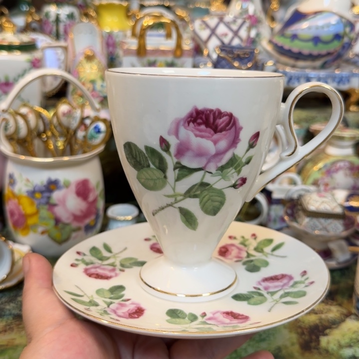 鹿与海陶瓷家居有限公司