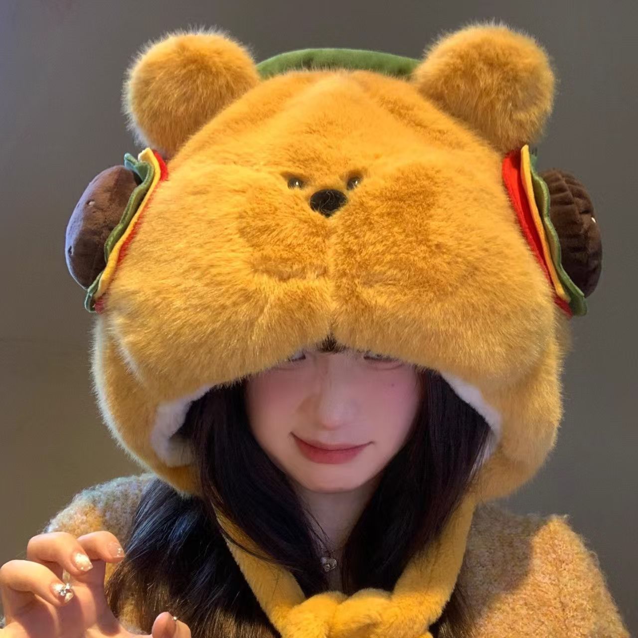 新款汉堡小熊毛绒帽子女秋冬加绒加厚保暖大头围显脸小护耳雷锋帽