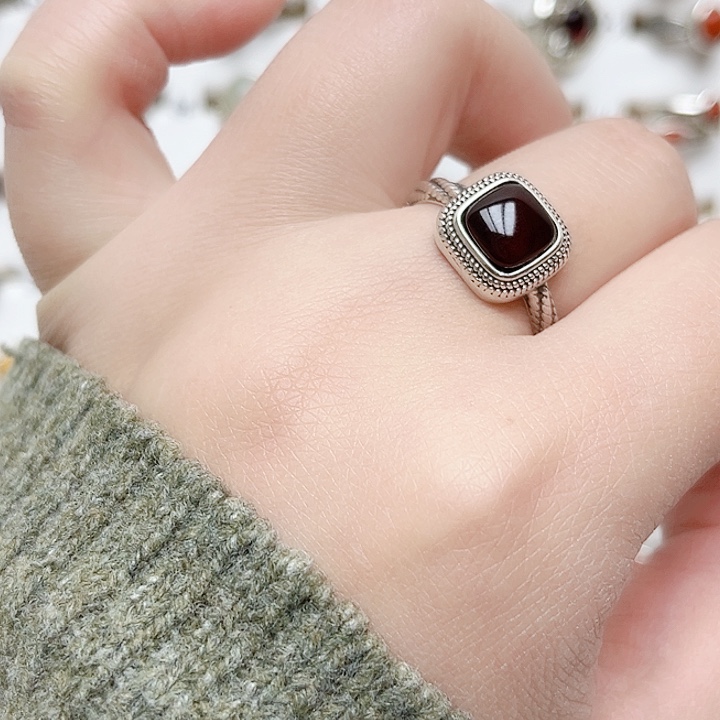 血珀戒指银S925镶嵌天然