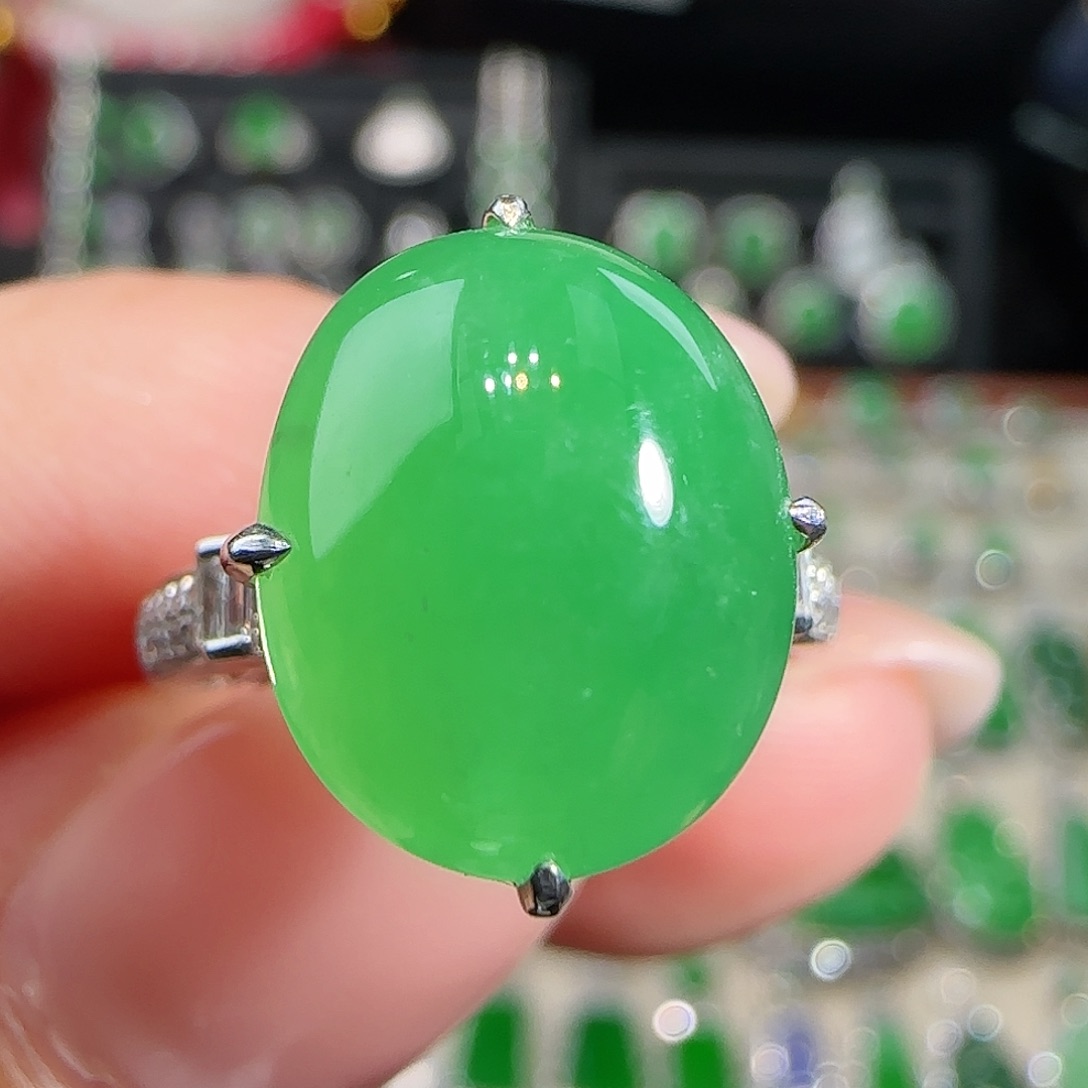 翡翠吊坠(不含链)18K金镶嵌