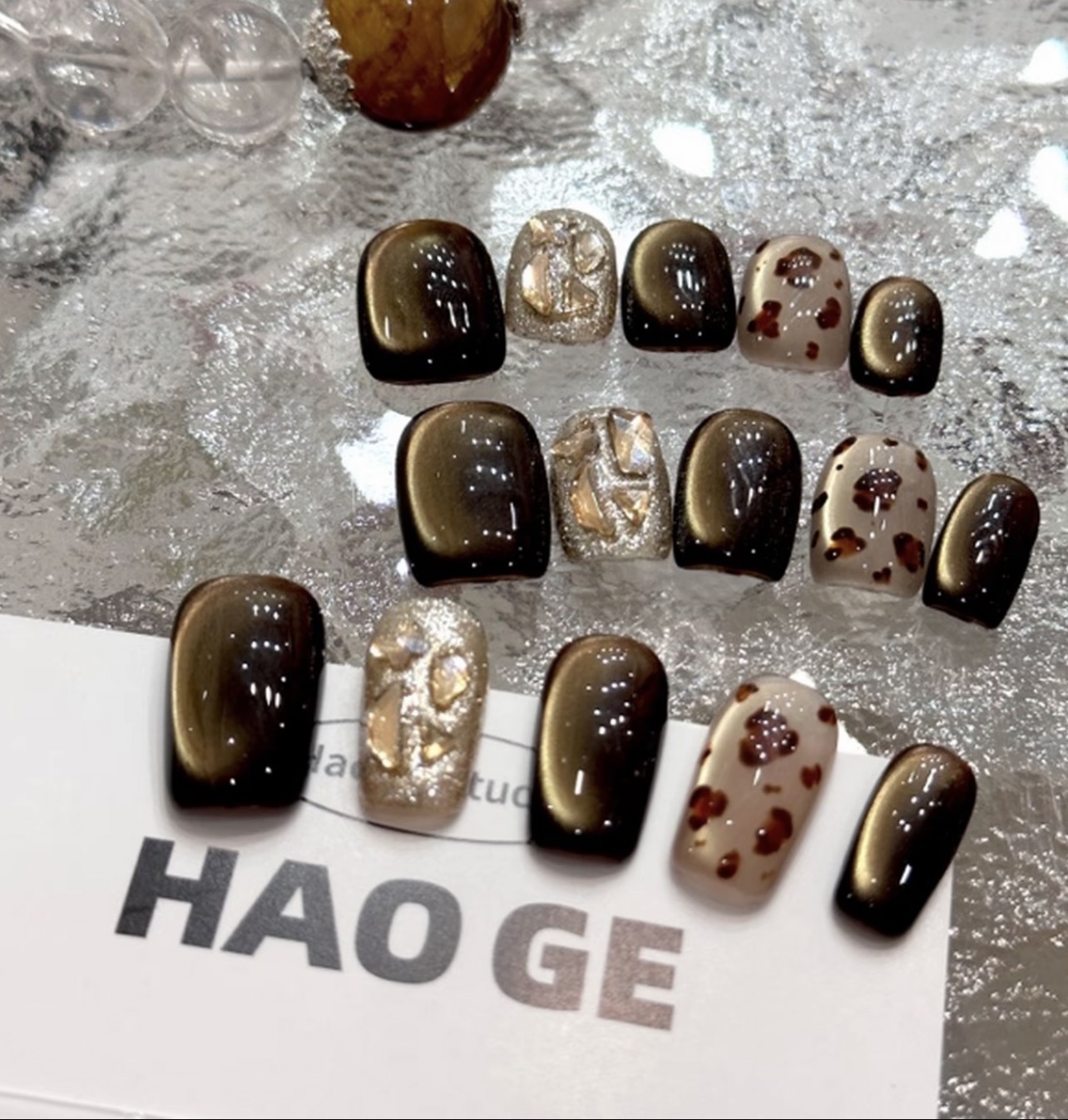 秋冬豹纹短方纯手工木质调高级质感建构款穿戴甲