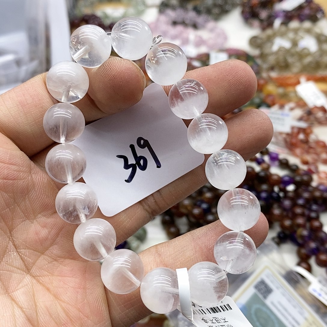 水晶手串未镶嵌天然