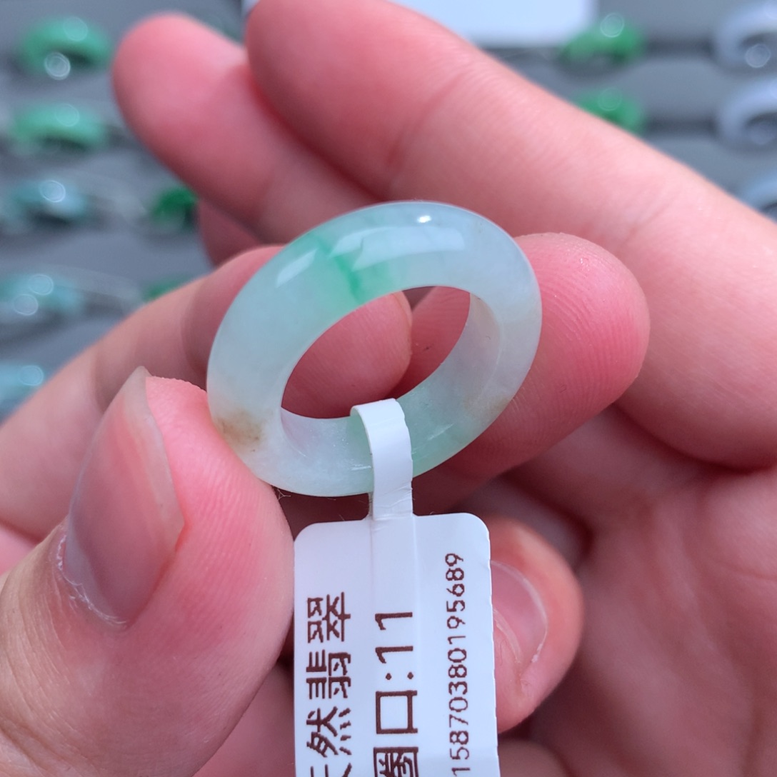 翡翠戒指未镶嵌天然