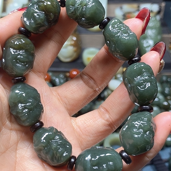 和田玉手串未镶嵌