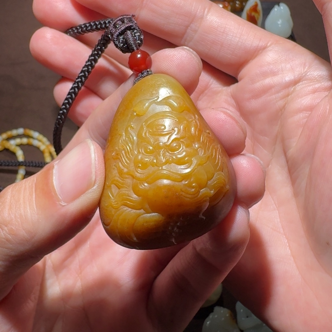 和田玉未镶嵌吊坠(不含链)