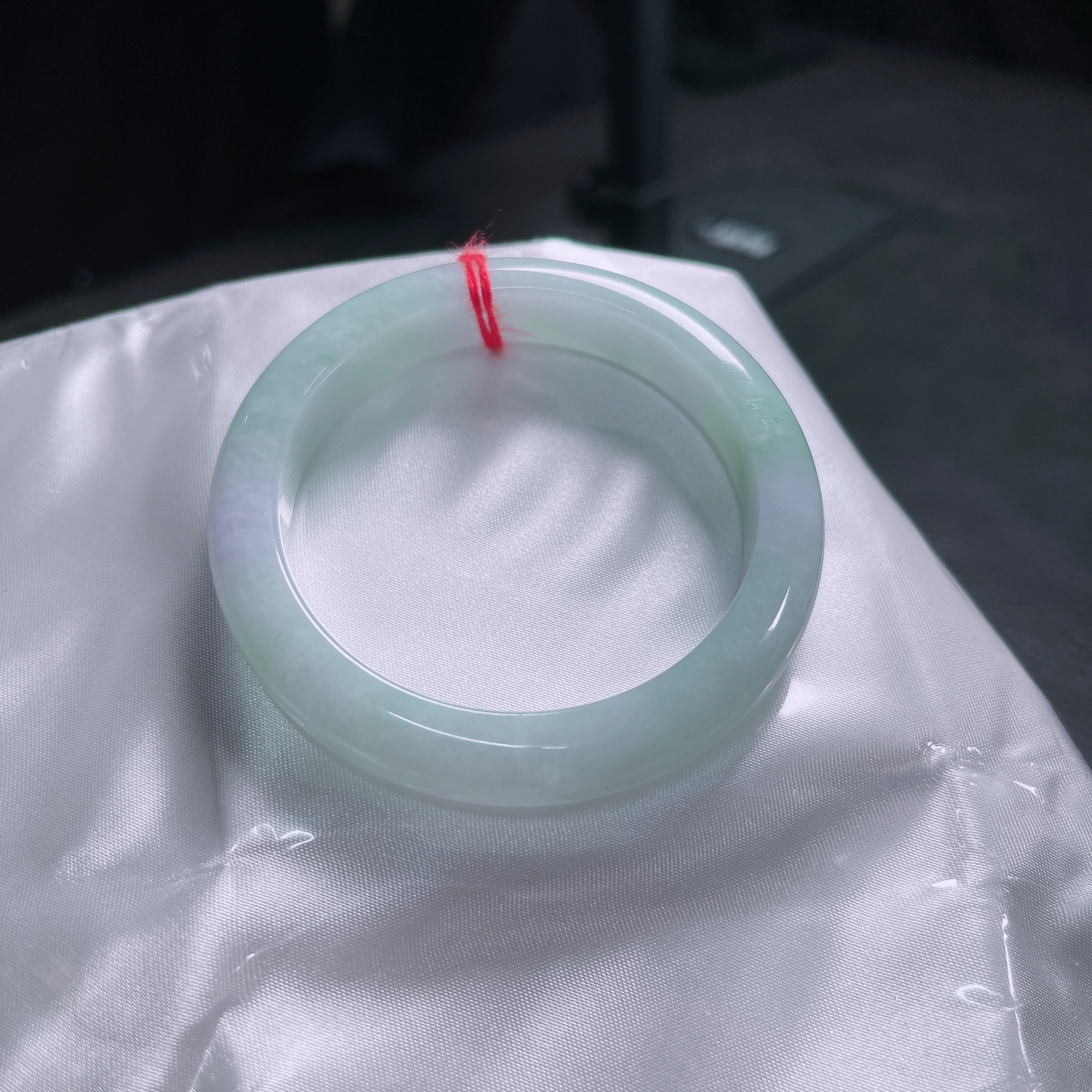 52圈口冰润春彩正圈手镯1880尺寸52.4*10.5*8.3mm细纹可忽略