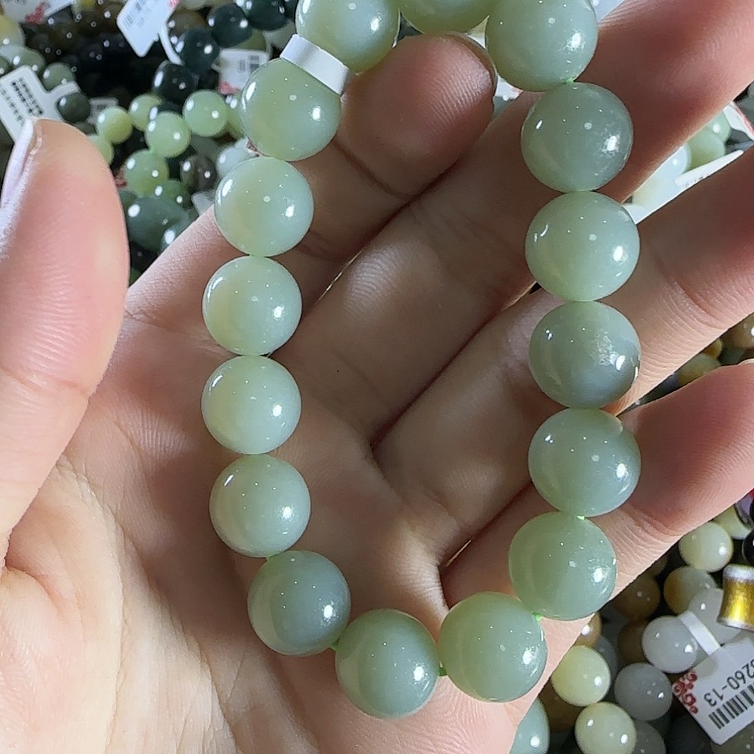 和田玉手链未镶嵌66