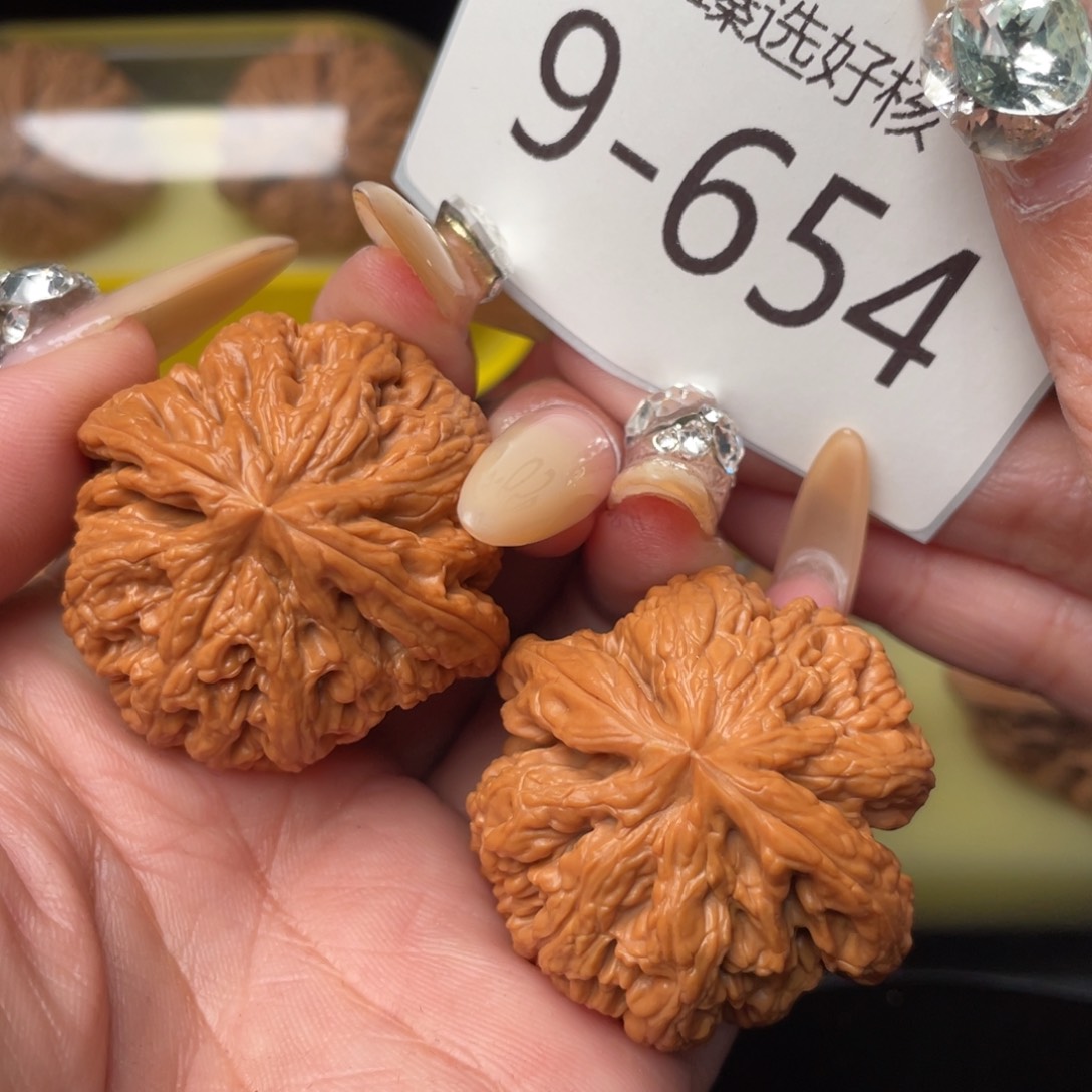文玩核桃把件39全品大粗筋