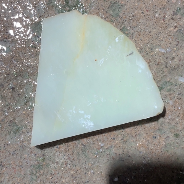 未镶嵌和田玉（糖玉）珠宝半成品