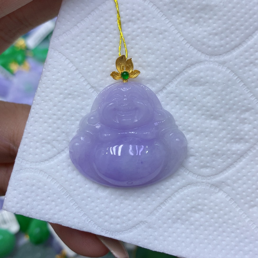 颈饰18K金镶嵌翡翠