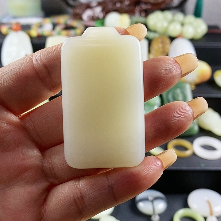 和田玉平安无事牌未镶嵌