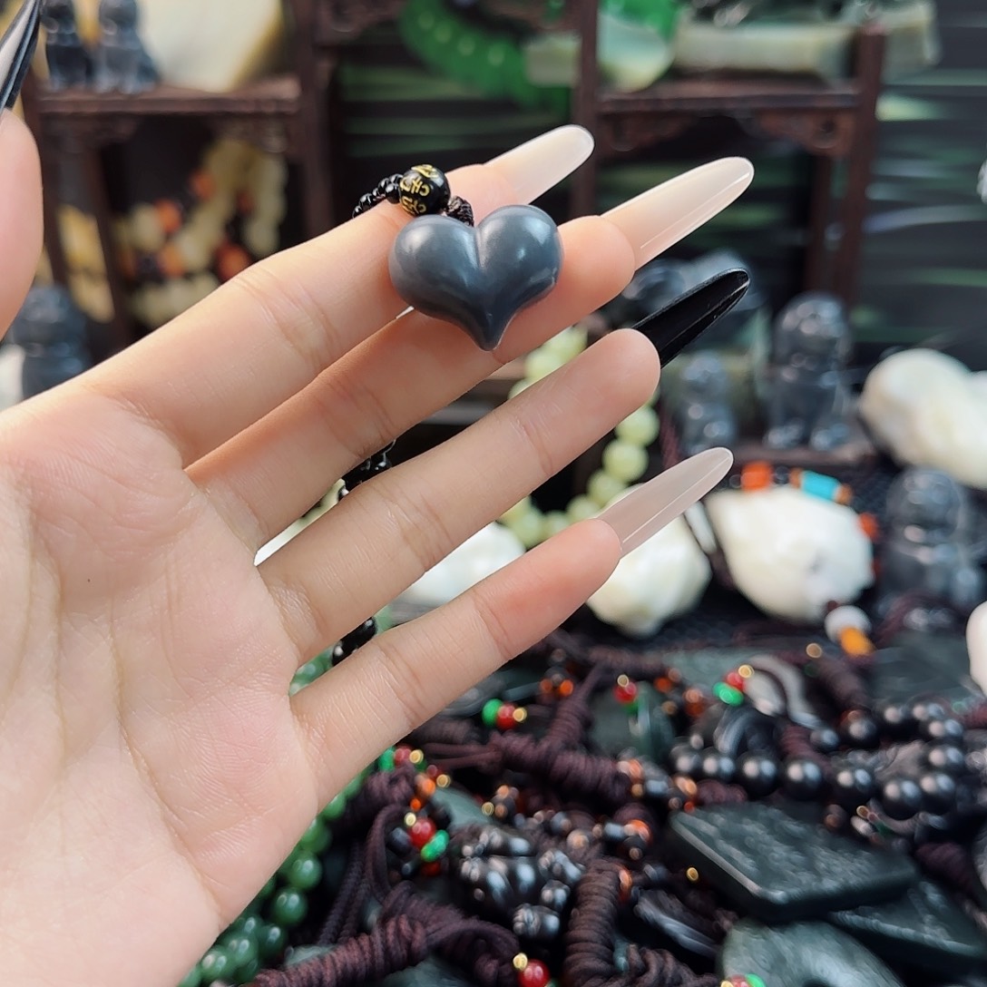 未镶嵌和田玉挂件