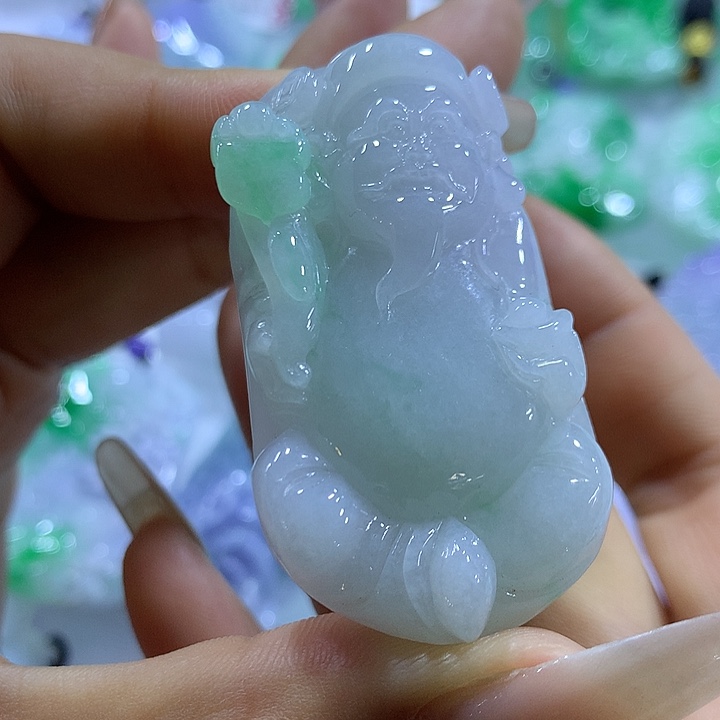 翡翠未镶嵌颈饰天然翡翠A货吊坠