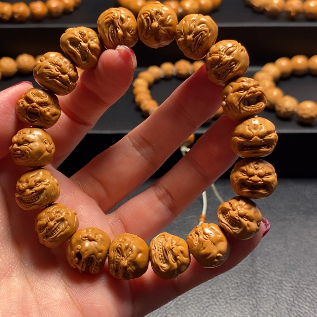 猴头核桃手串華**轄大恶僧