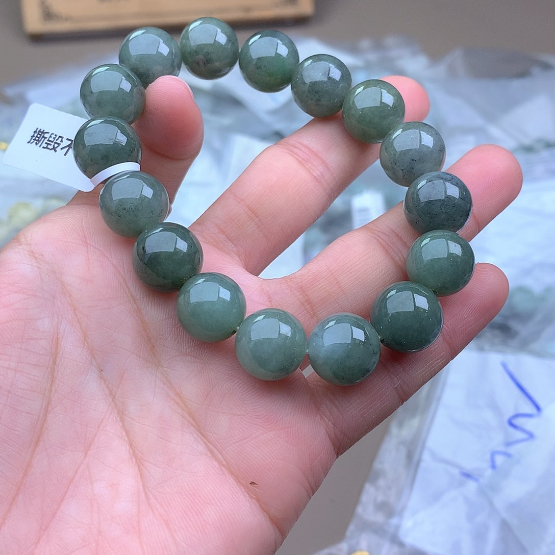 未镶嵌手串定制翡翠