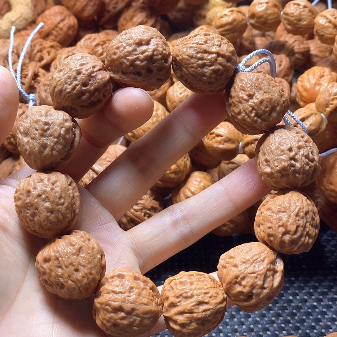 文玩核桃吊坠铁皮纹