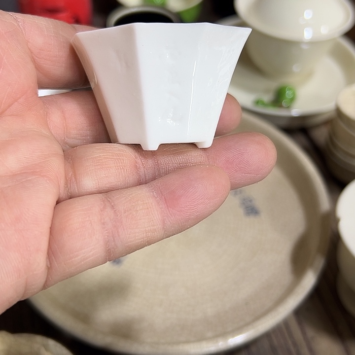 微瑕……………………………………