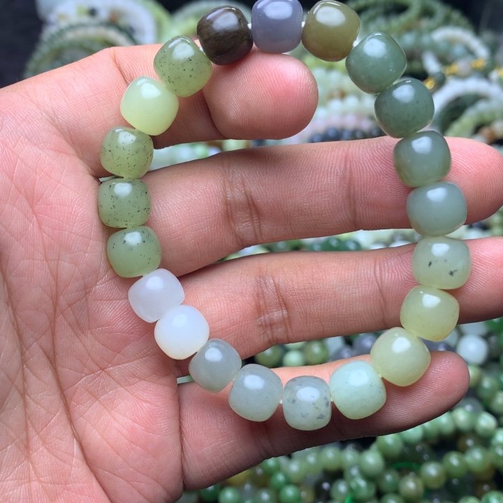 和田玉未镶嵌手串福利