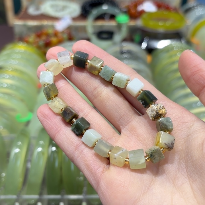 岫玉未镶嵌手镯天然