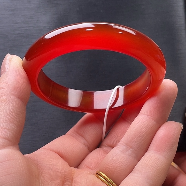 玛瑙/玉髓未镶嵌手镯57.3