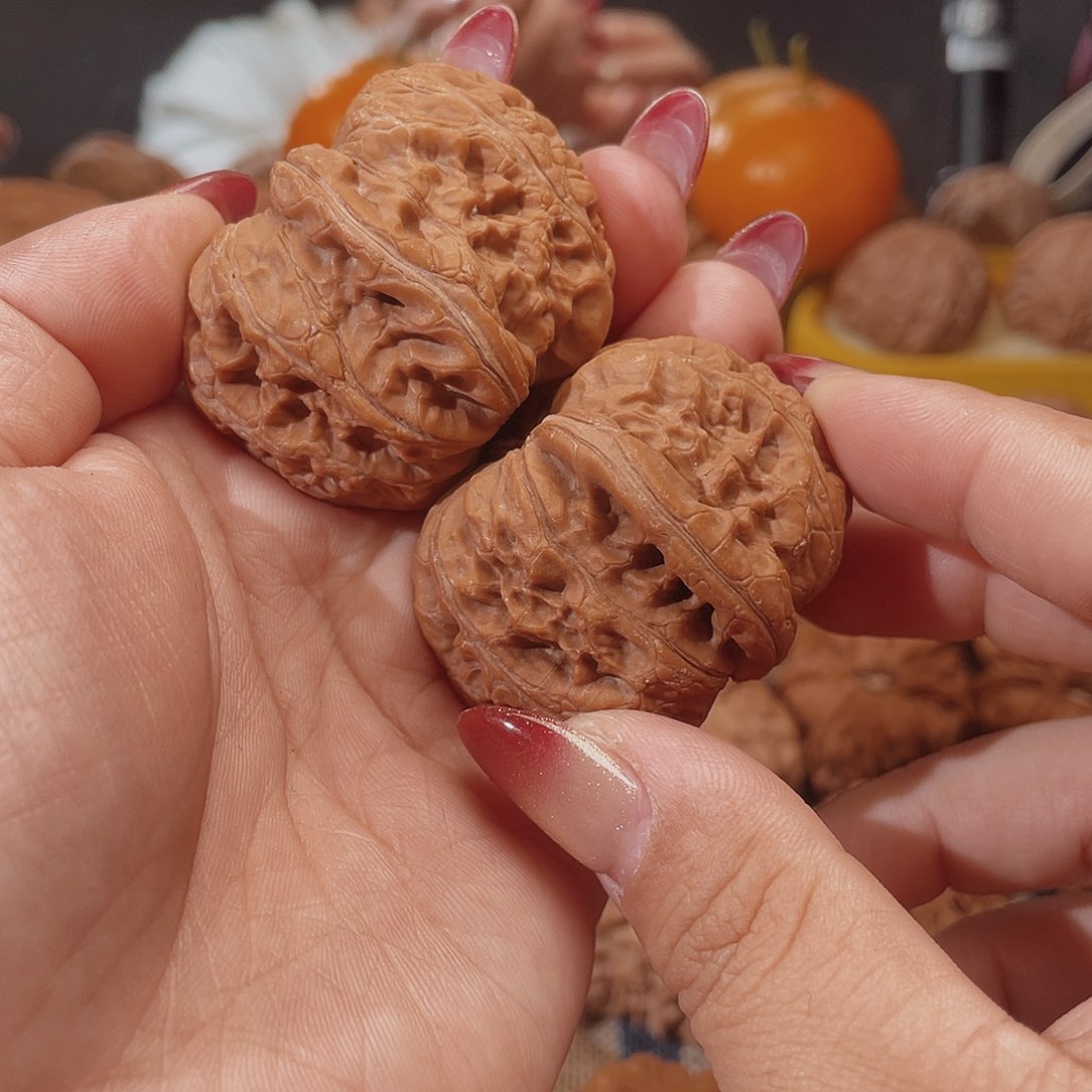 吊坠文玩核桃45元宝