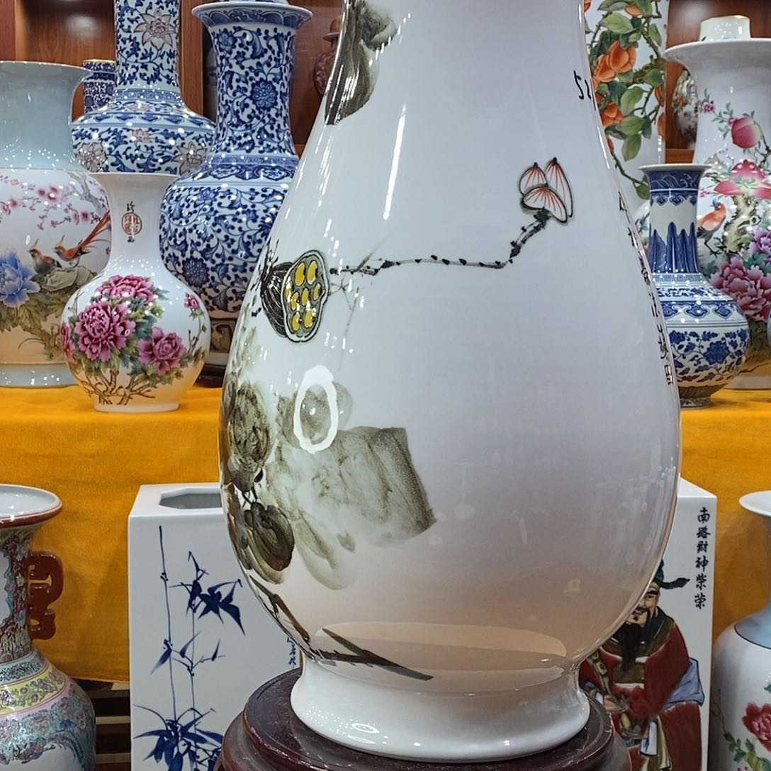 摆件电**哥景德镇陶瓷福筒