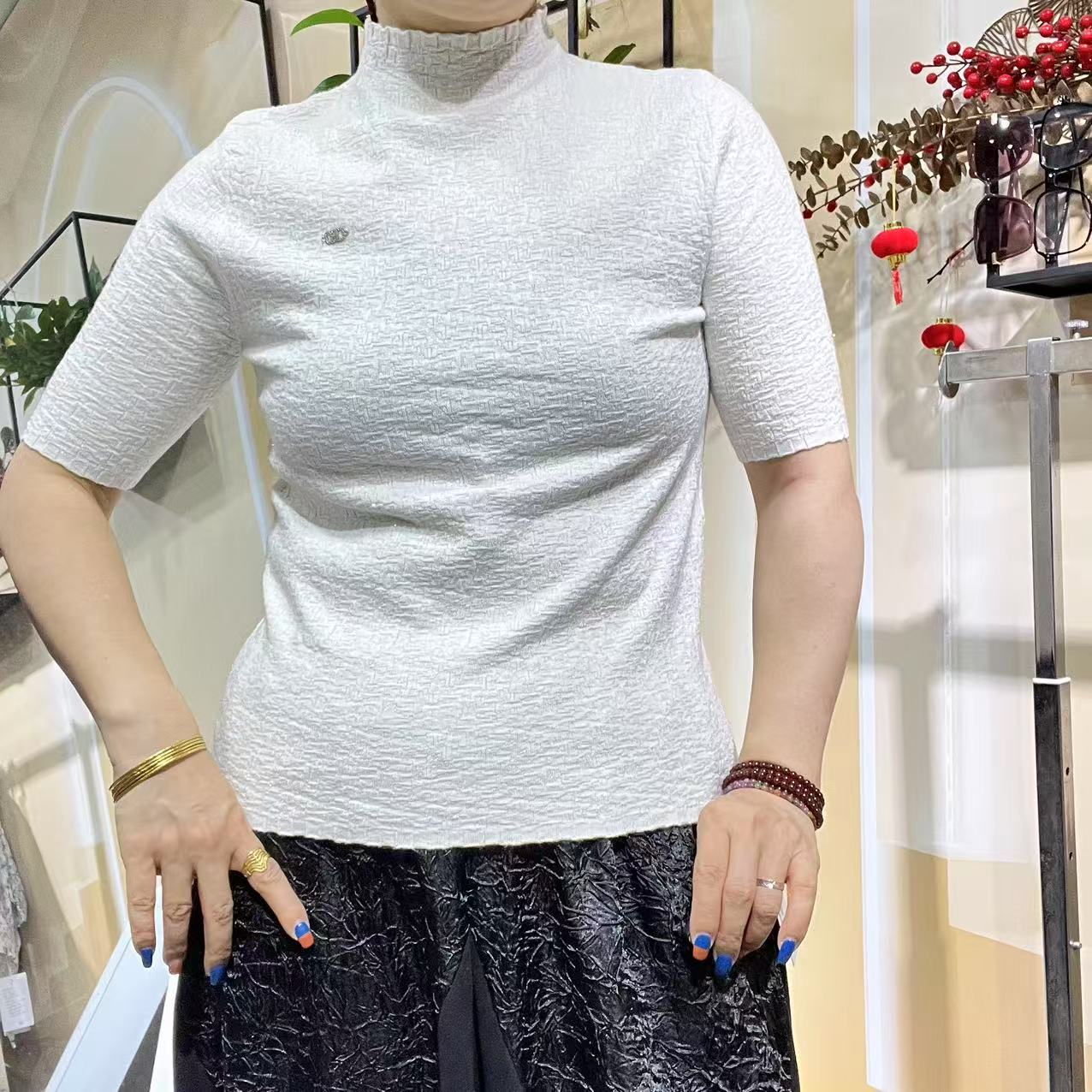 时尚站（A4）女士一字领亮线织花简约毛针织衫6615