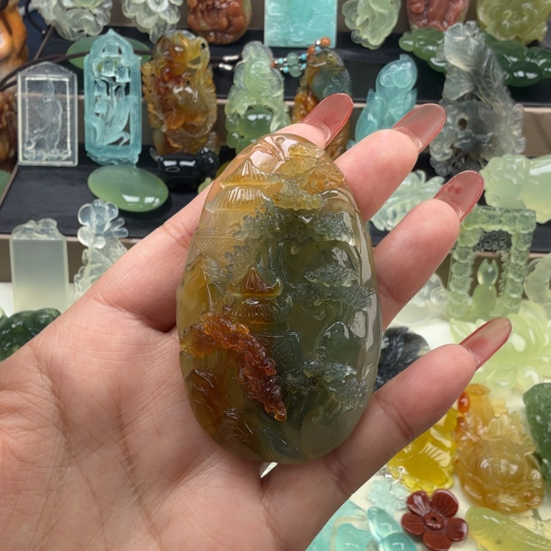 琬***儿岫玉未镶嵌颈饰岫玉