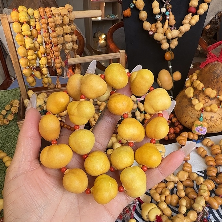 麒***妈新年快乐钱袋子里面